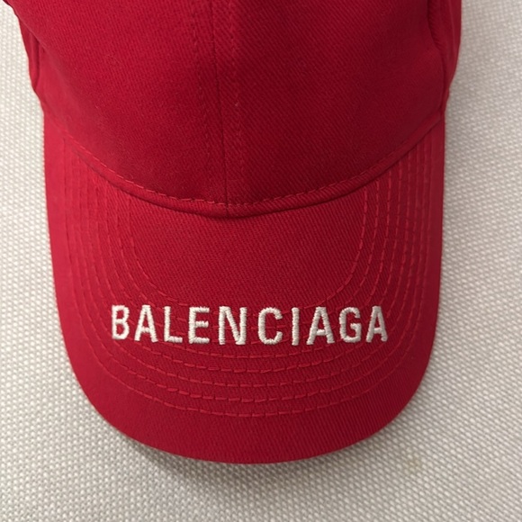 Balenciaga Cap - Picture 6 of 6